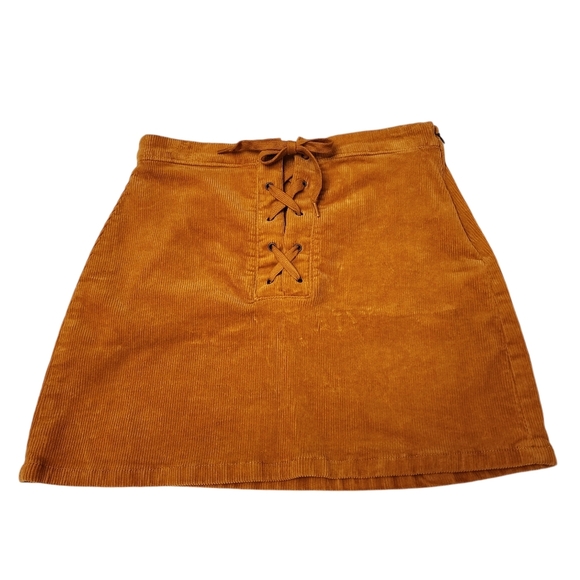 SO Caramel Corduroy Mini Skirt With Lace Up Front Size 5 - Picture 1 of 8